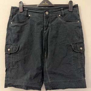 Women Kuhl cargo shorts 11”  size 12 Grey , hiking , walking B814